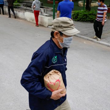 Vietnam says over 13,000 people linked to coronavirus cluster tested negative